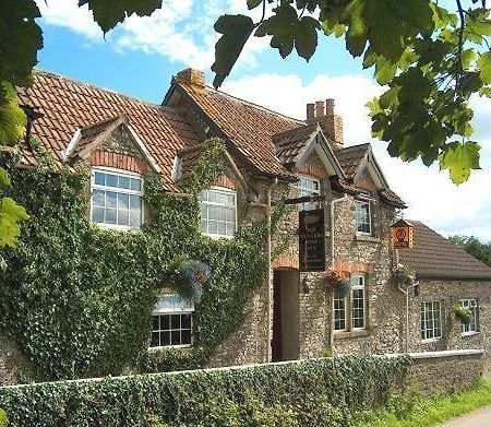 The Hunters Rest Inn Clutton Εξωτερικό φωτογραφία