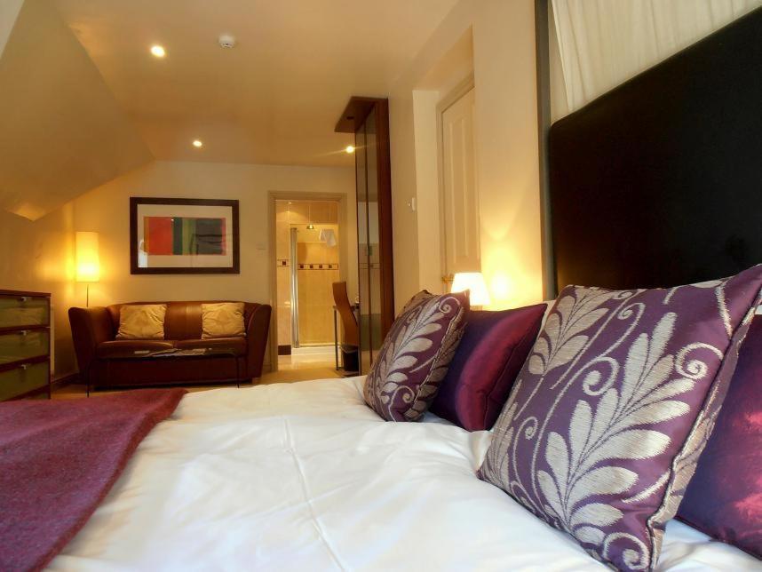 The Hunters Rest Inn Clutton Εξωτερικό φωτογραφία